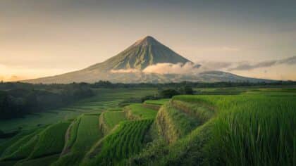 traveling to the Philippines in 2025