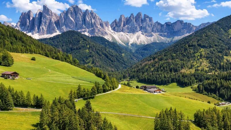 Val di Funes car restrictions Santa Maddalena