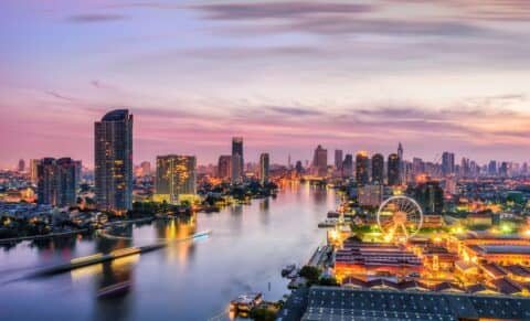 Découverte de Bangkok : Les lieux emblématiques à explorer dans la capitale thaïlandaise !