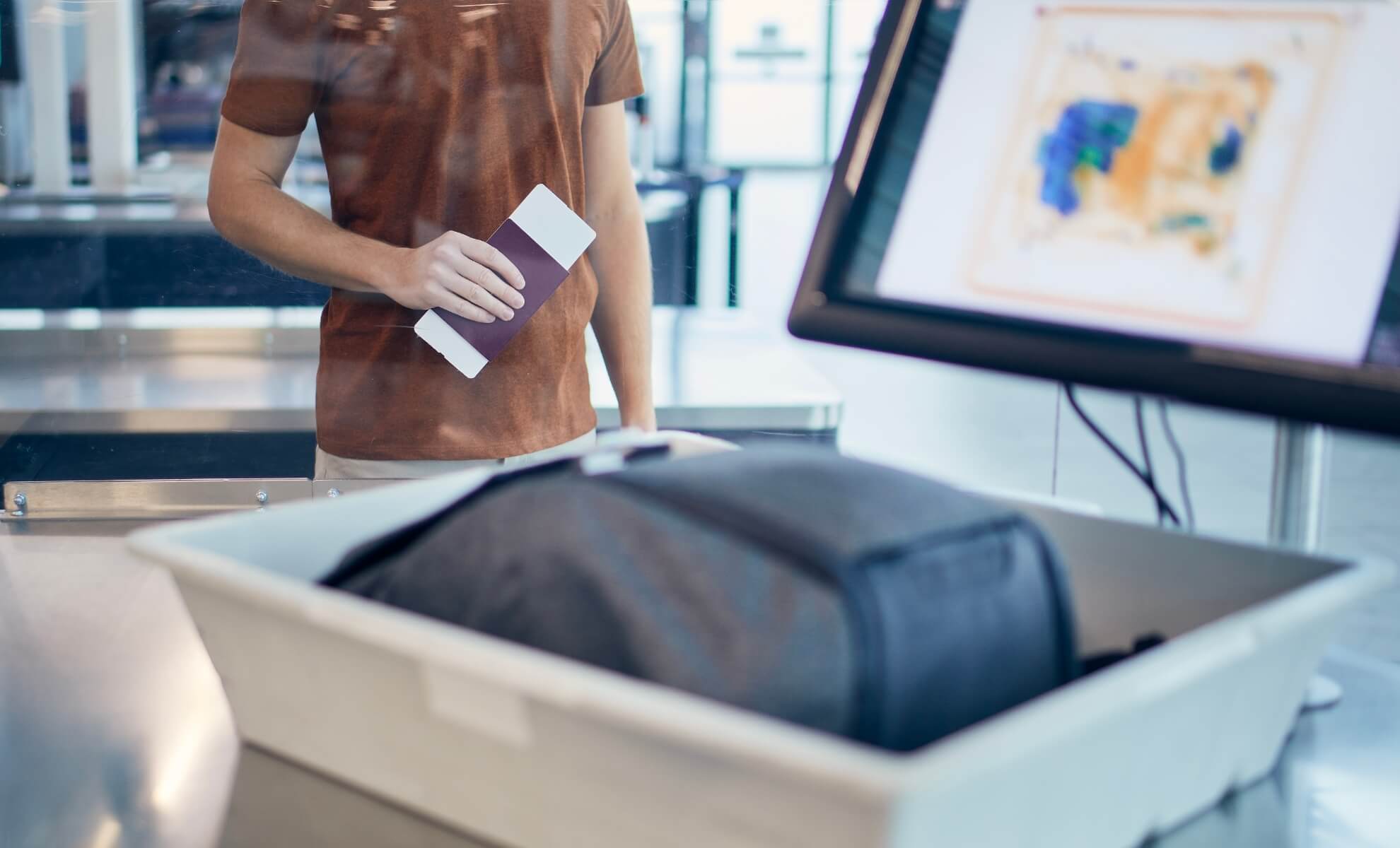 contrôle bagage à l'aéroport