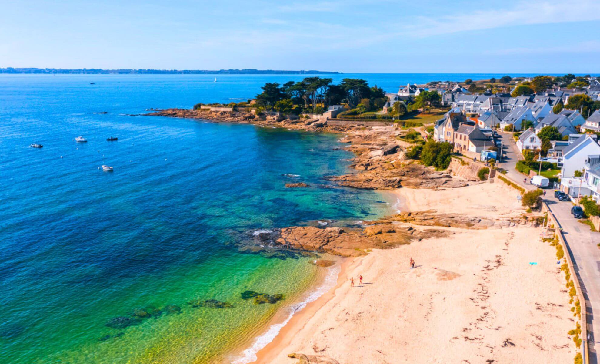 La plage de la ville de Ploemeur