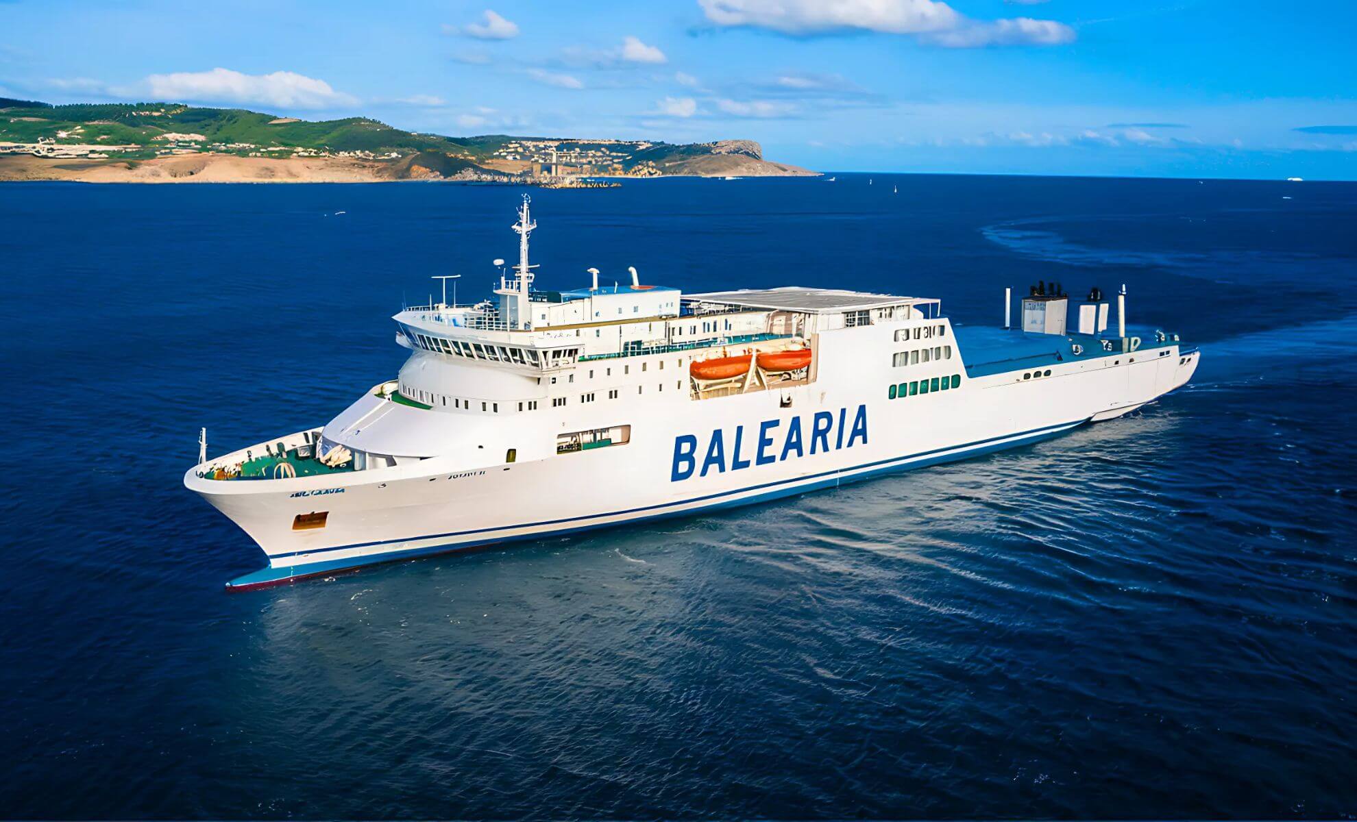 L'un des ferries reliant le Maroc-Espagne de la compagnie Balearia