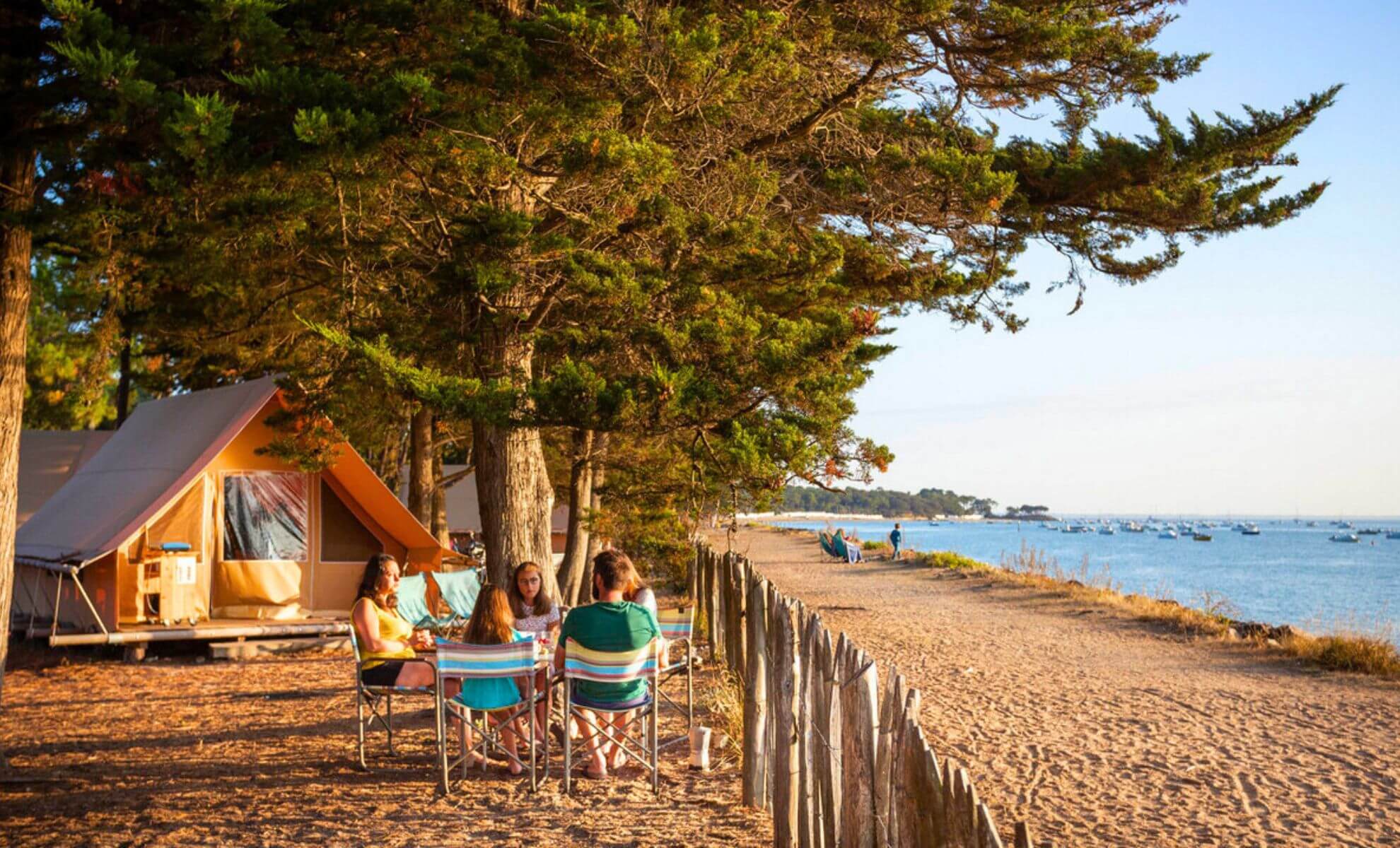 Site de glamping en bord de mer