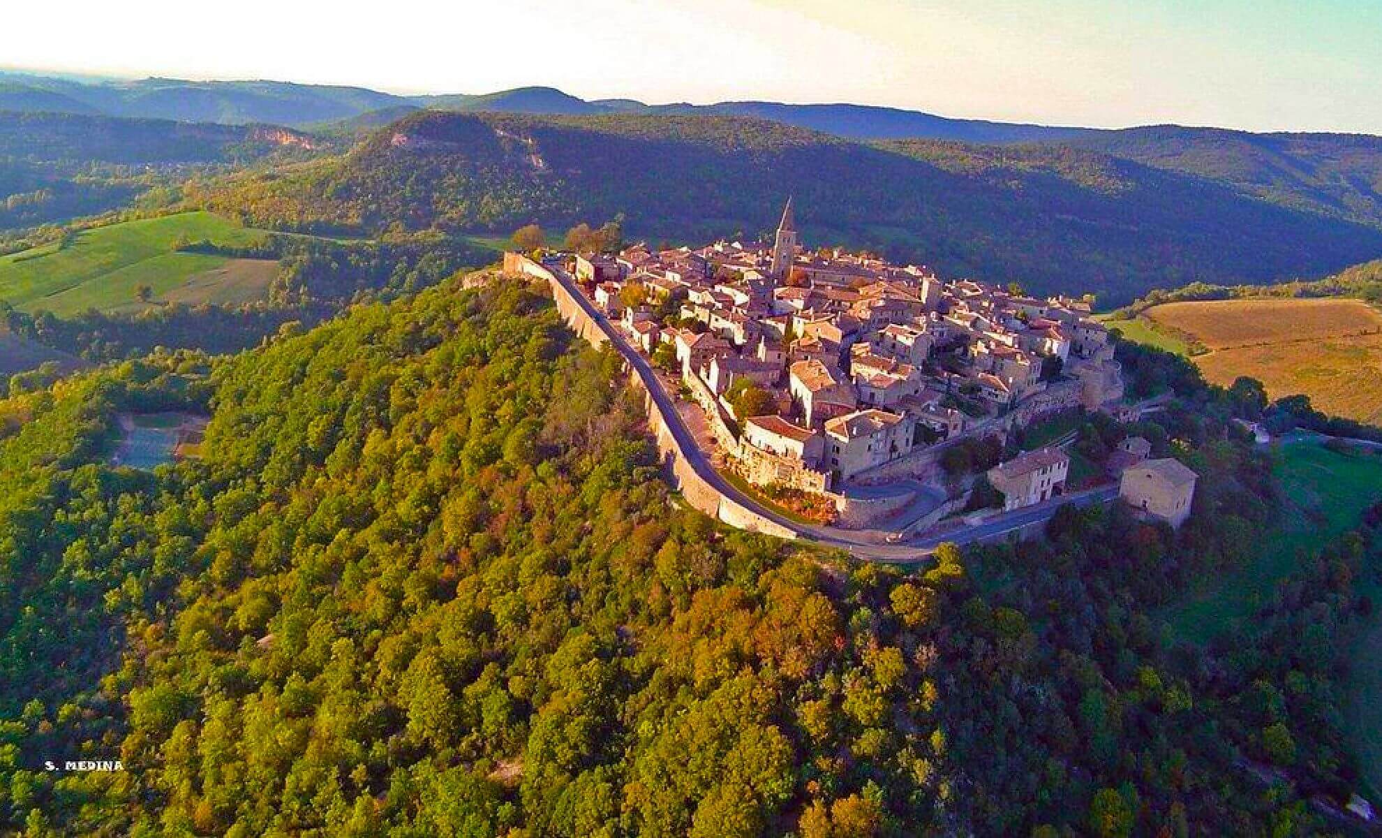 Le village de Puycelsi