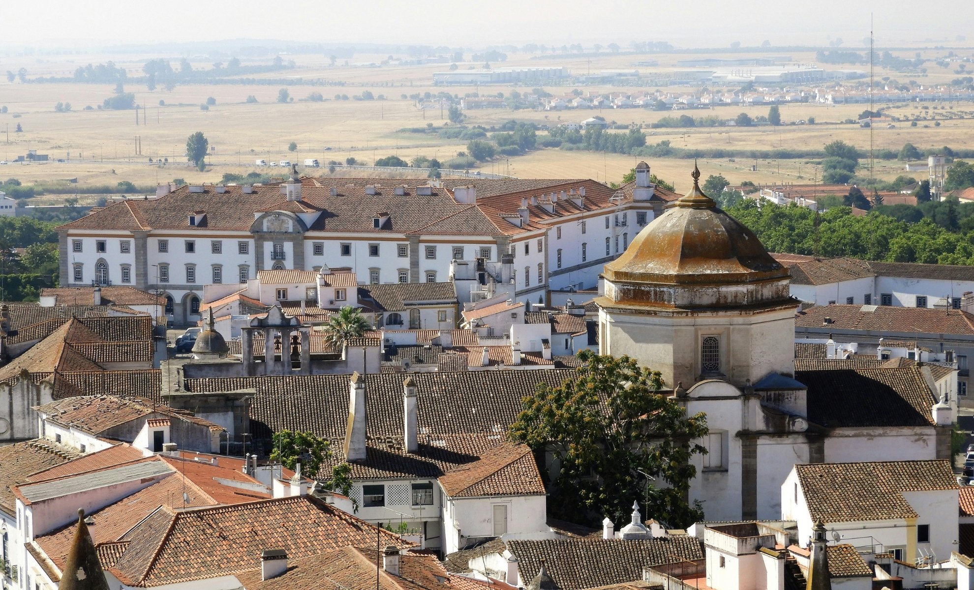 Évora