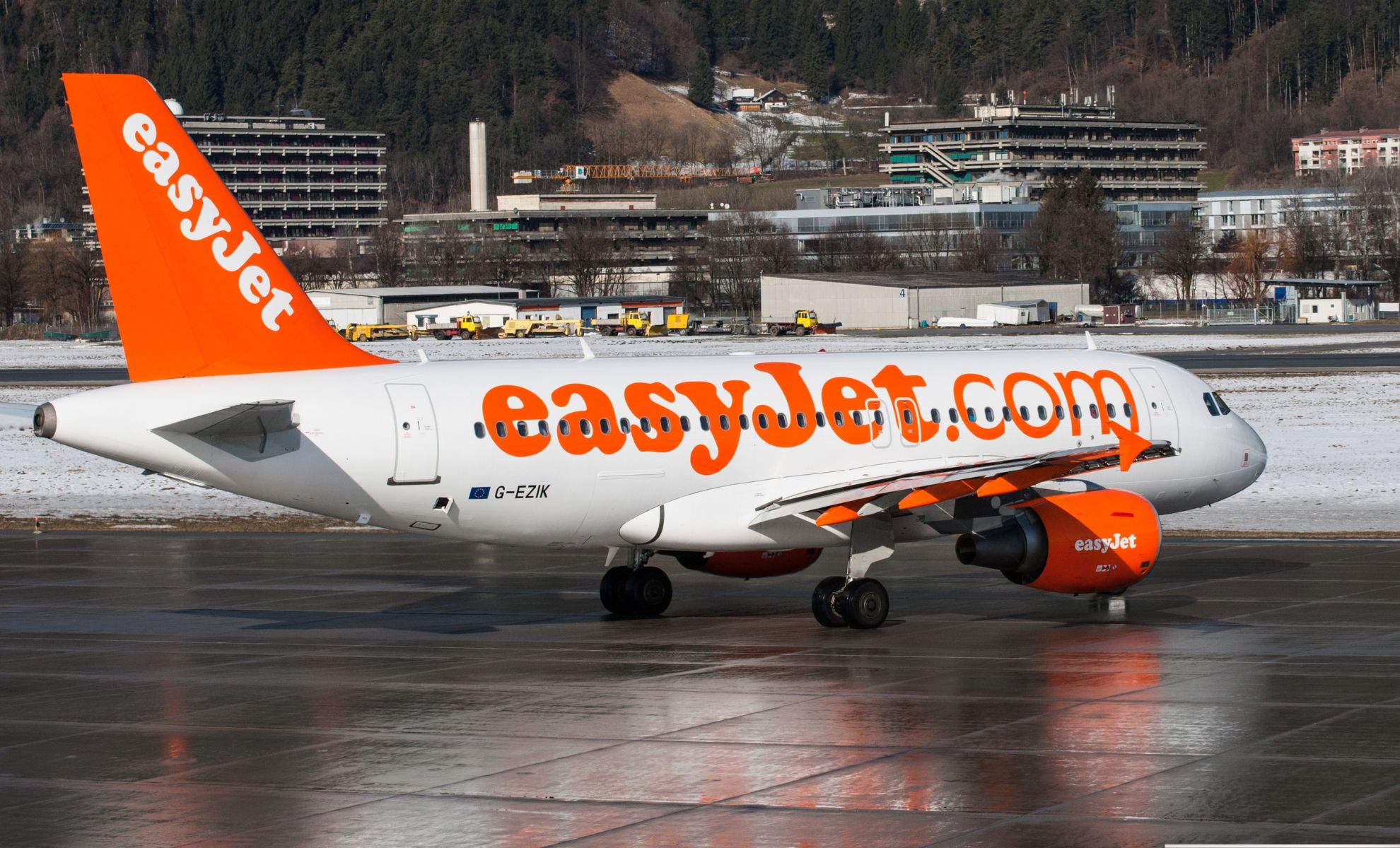 easyJet